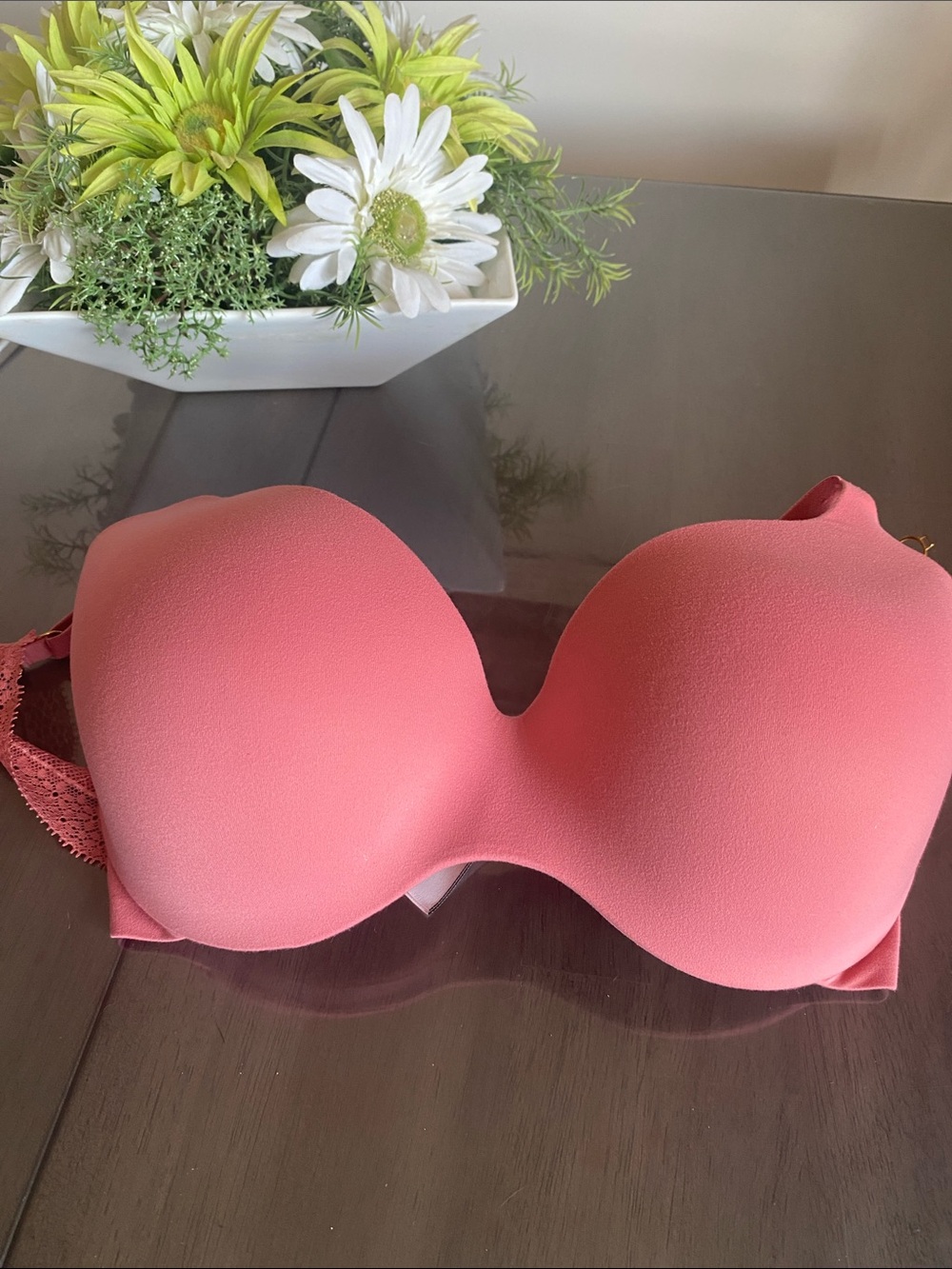 NWOT🌈 Victoria Secret Bra coral Color